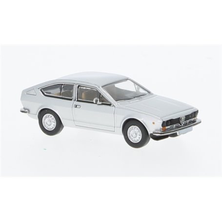 Brekina 870425 Alfa Romeo Alfetta GT, silver 1974, PCX