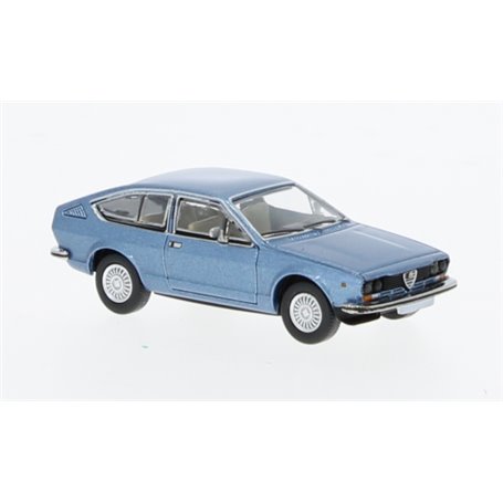 Brekina 870427 Alfa Romeo Alfetta GT, metallic-blue 1974, PCX