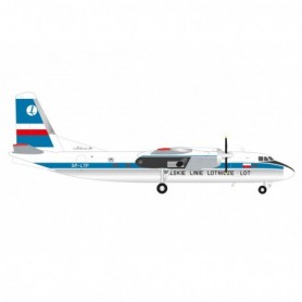 Herpa Wings 572996 Flygplan LOT Polish Airlines Antonov AN-24B